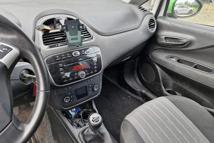 Hvid Fiat Punto fra 2017