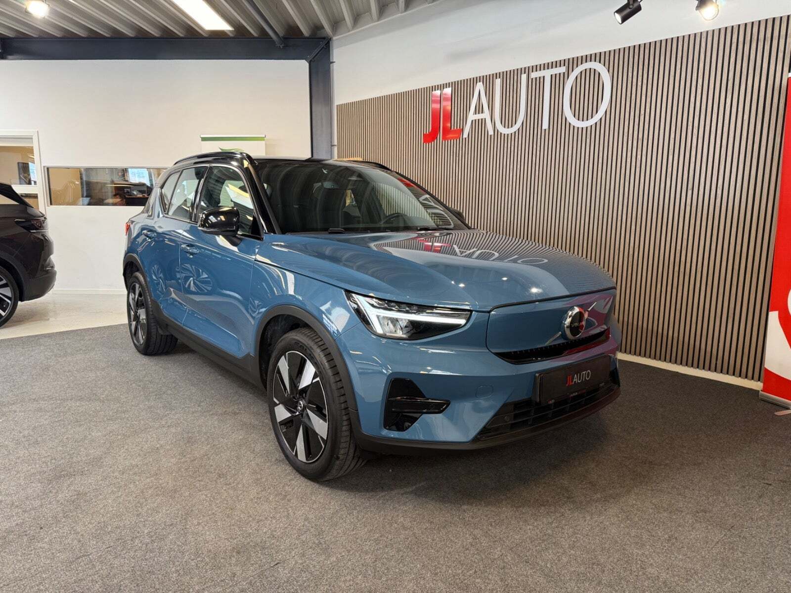Volvo XC40 ReCharge Extended Range Core