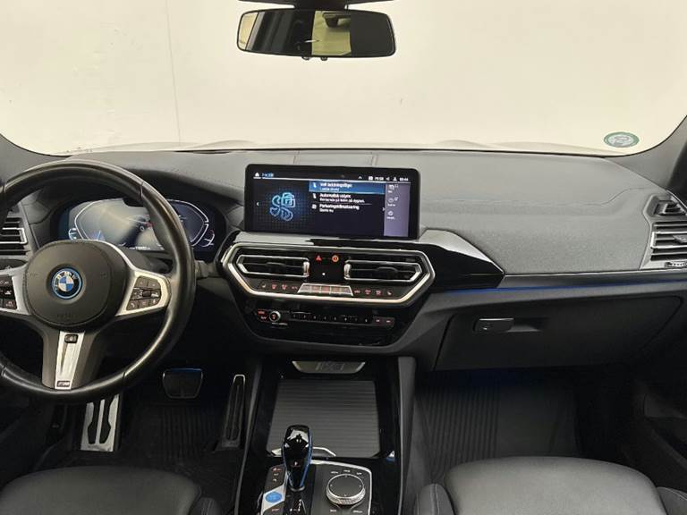 BMW iX3 Charged Plus M-Sport