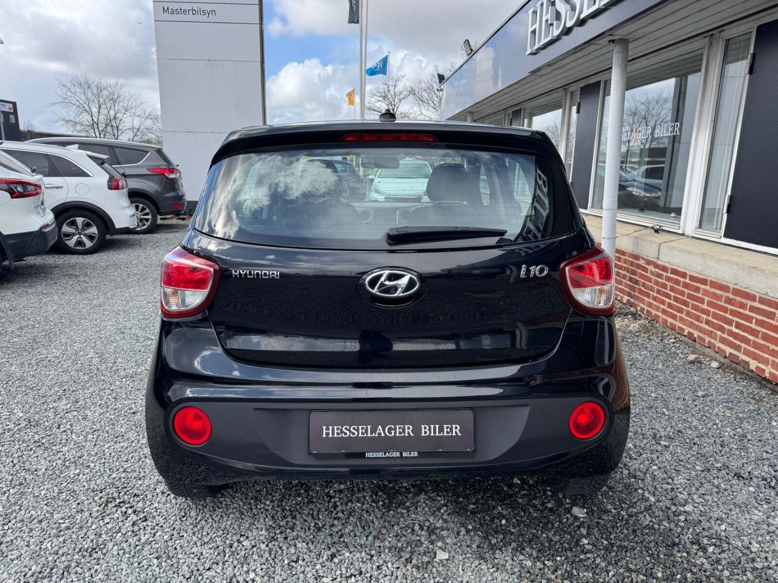Sort Hyundai i10 fra 2019