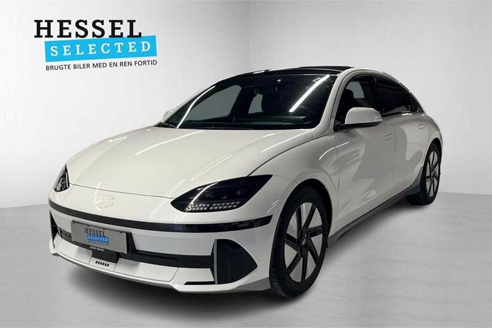 Hvid Hyundai Ioniq 6 fra 2023 set udefra