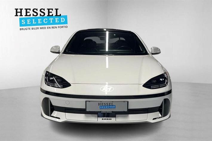 Hvid Hyundai Ioniq 6 fra 2023