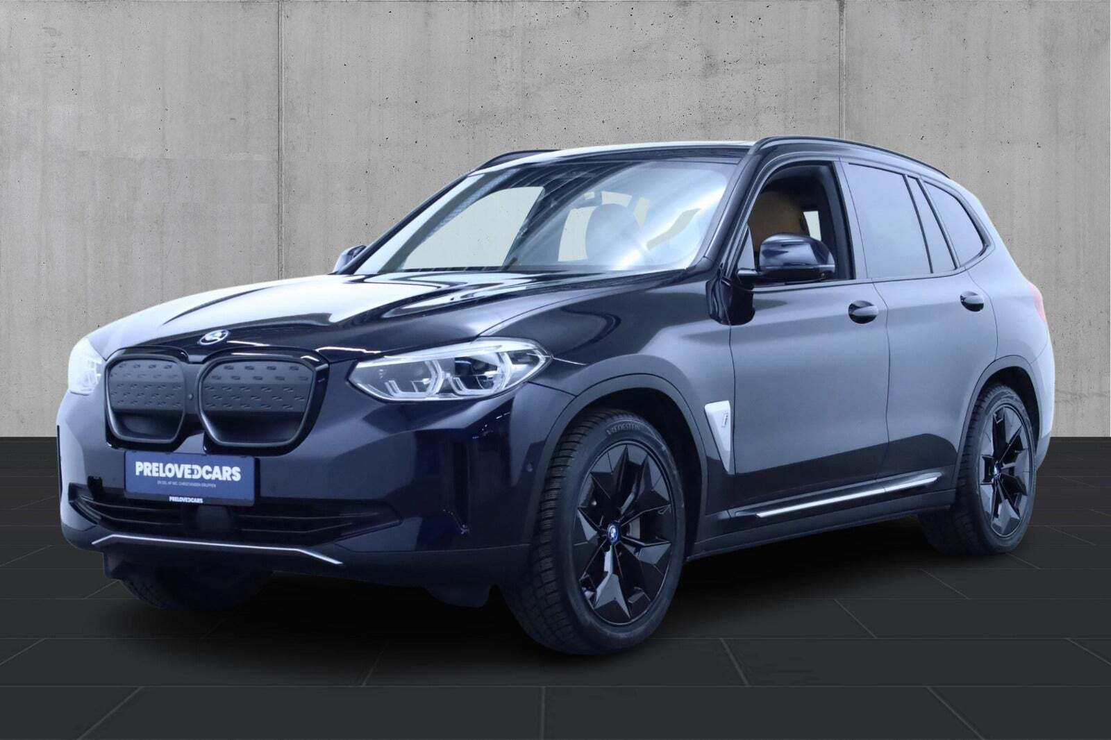 BMW iX3 Charged Plus