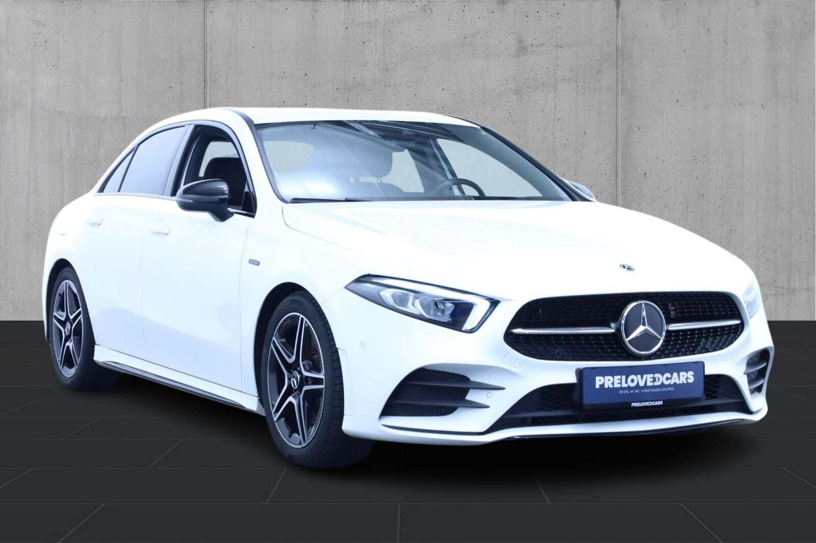 Hvid Mercedes A250 e fra 2020