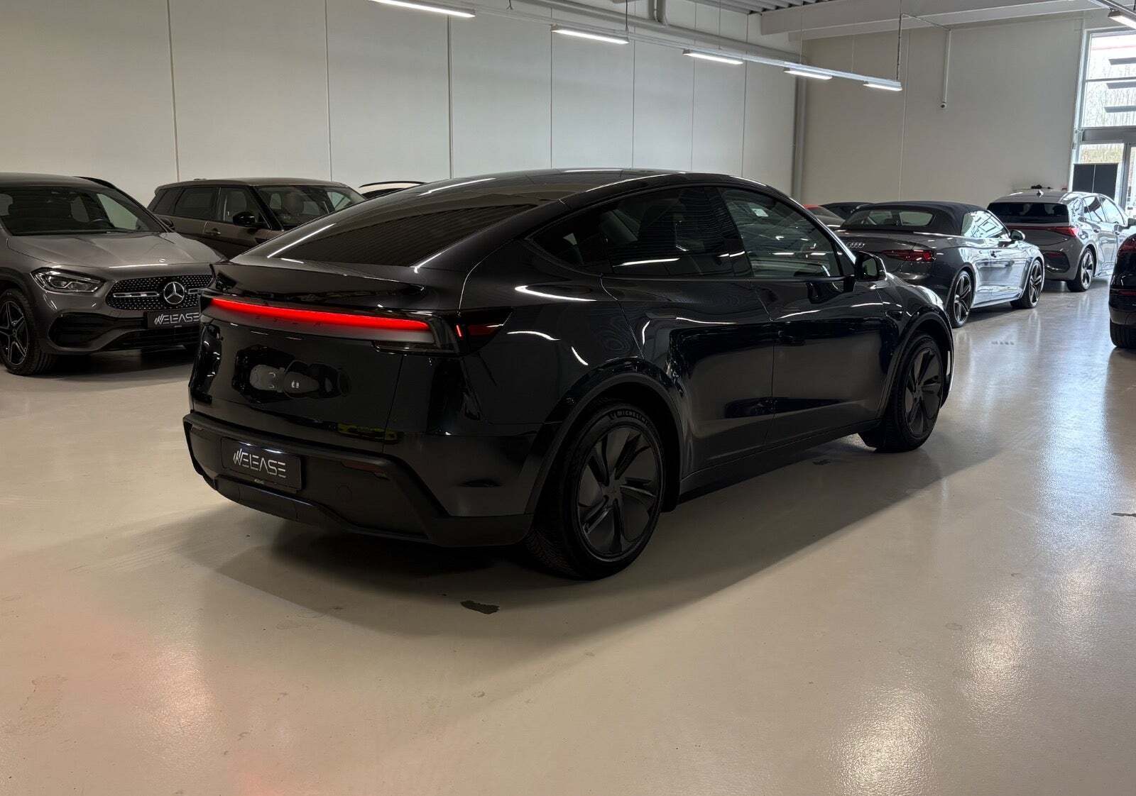 Tesla Model Y Long Range RWD