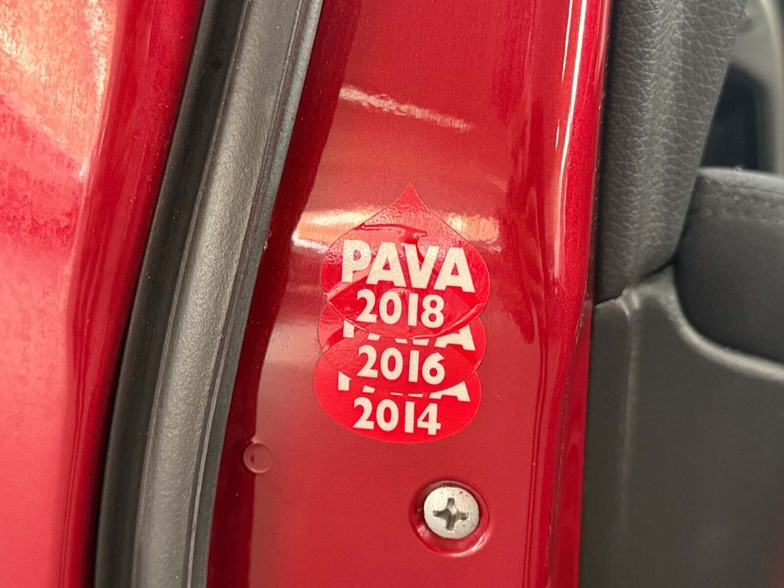 Rød Nissan Qashqai fra 2014