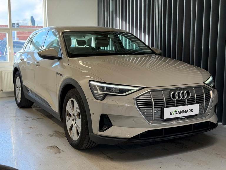 Audi e-tron 50 quattro