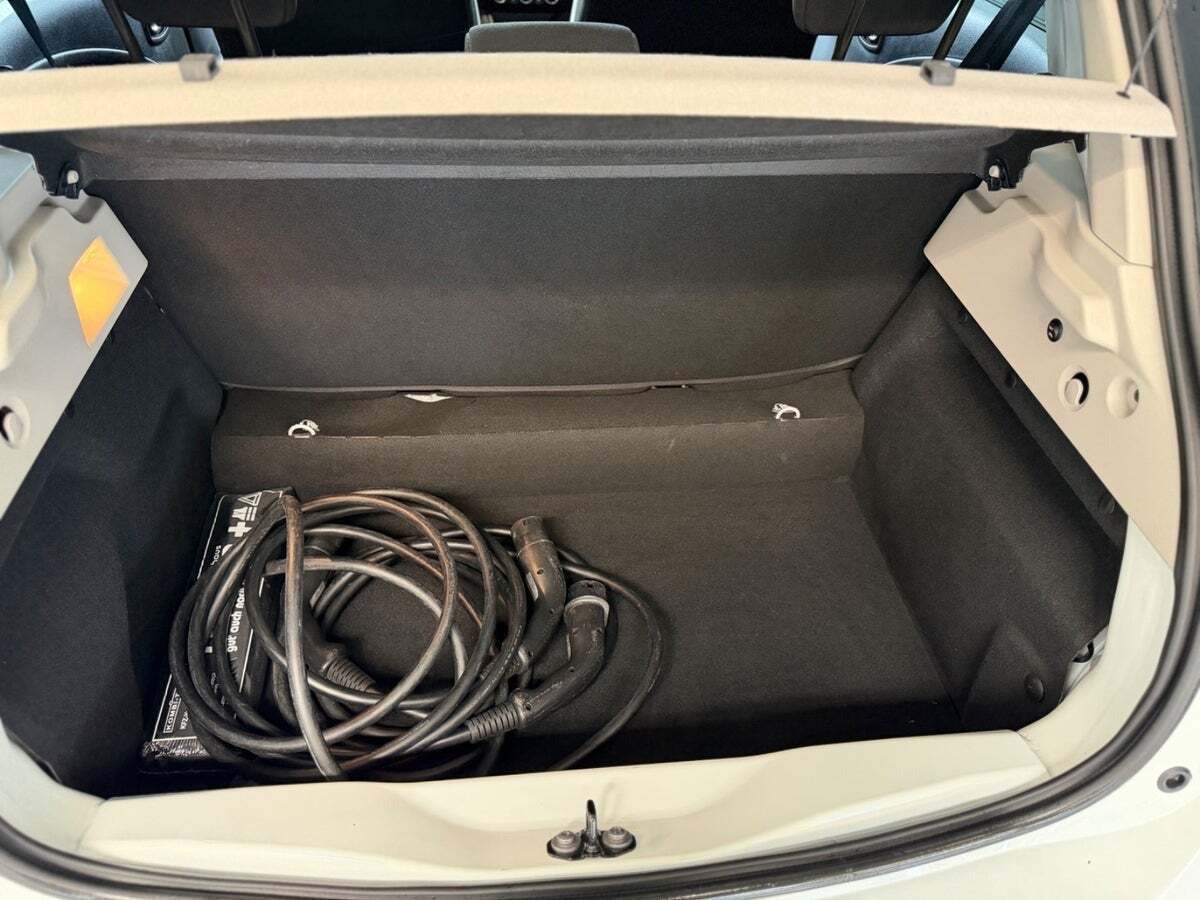 Hvid Renault Zoe fra 2020