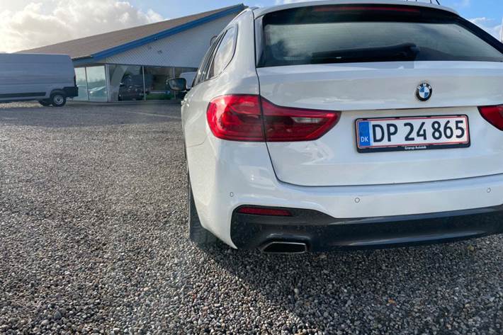 Hvid BMW 530d fra 2018