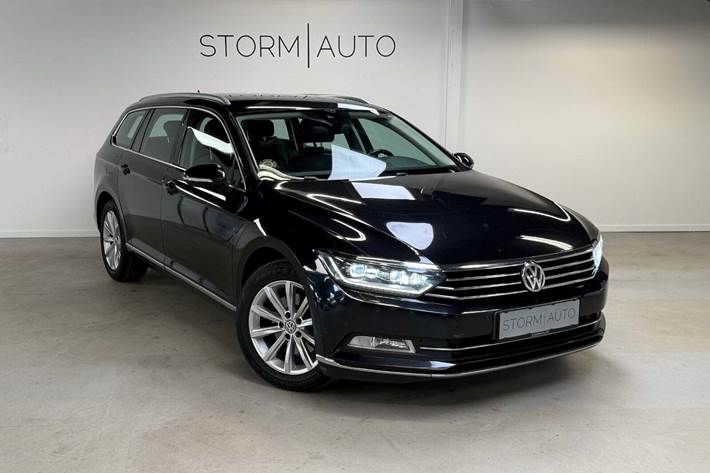 Sort VW Passat fra 2016