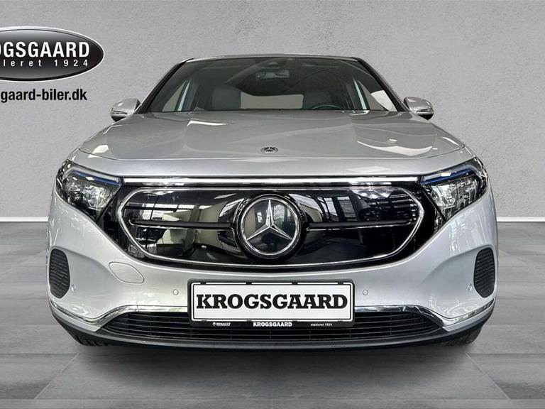 Mercedes EQA250+ Electric Art