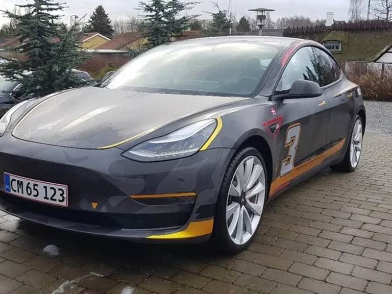 Tesla Model 3 Performance AWD