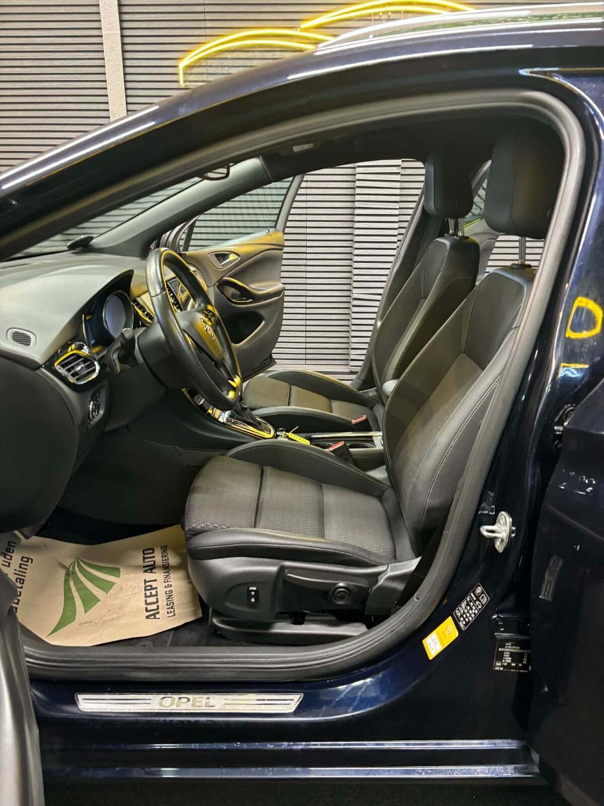 Opel Astra 1,6 CDTi 136 Enjoy aut.