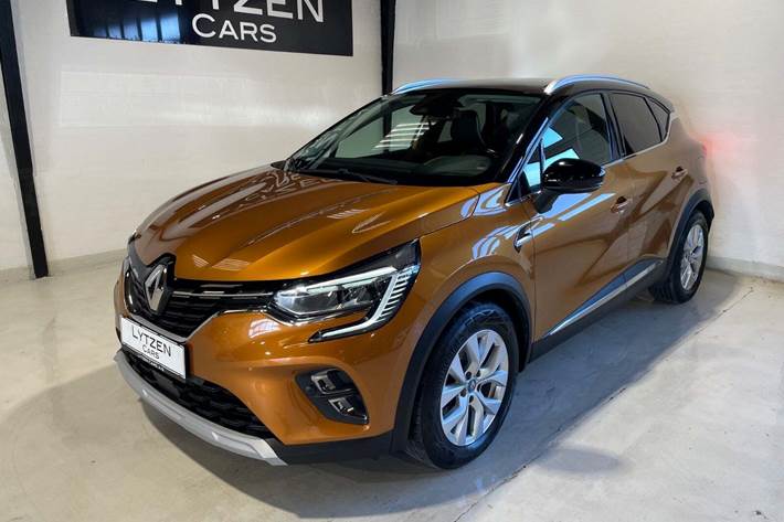 Orange Renault Captur fra 2020