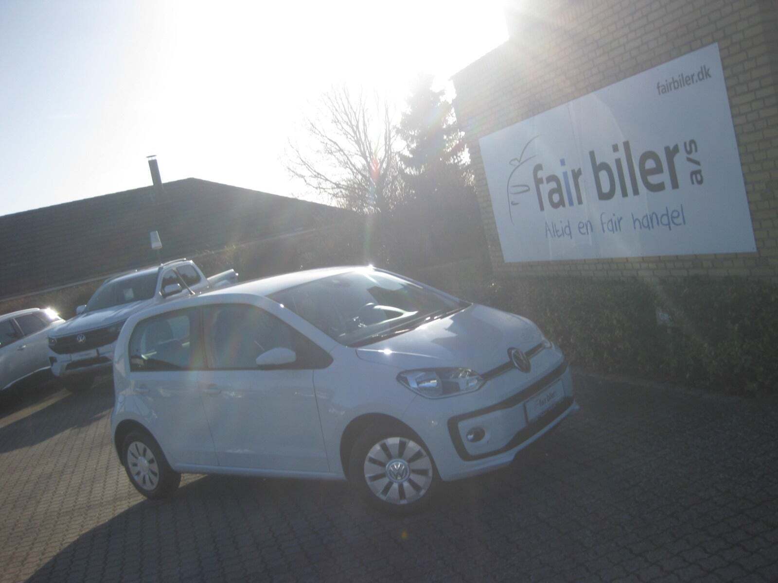 Hvid VW UP! fra 2021