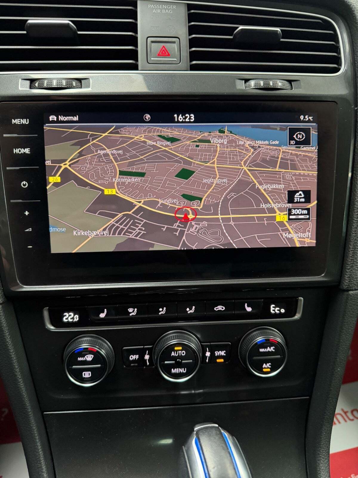 Hvid VW e-Golf VII fra 2018