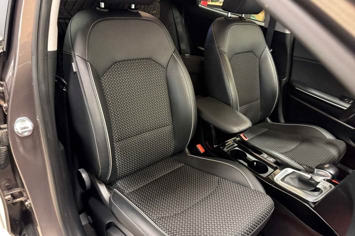 Brun Kia XCeed fra 2020