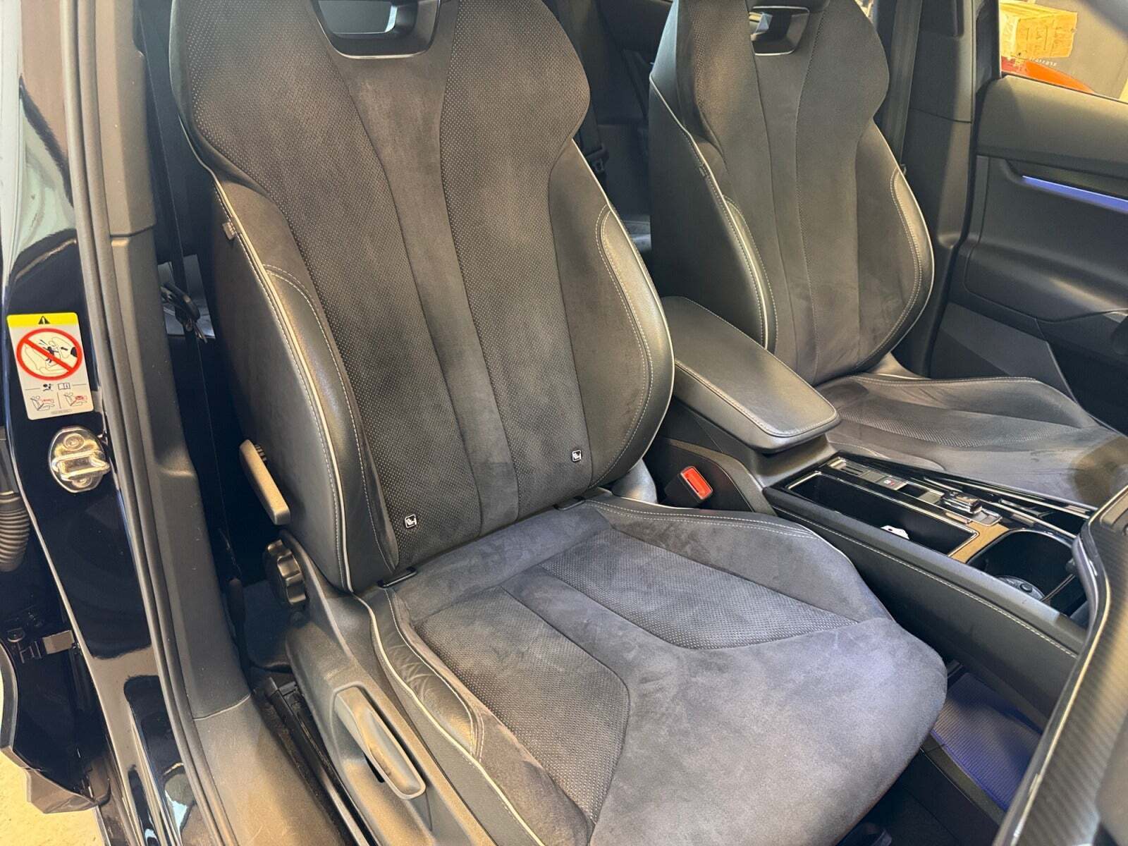Sort Skoda Enyaq fra 2021