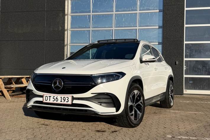 Hvid Mercedes EQA250 fra 2021