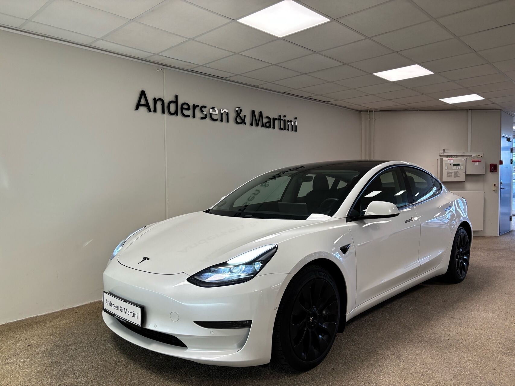 Tesla Model 3 EL Long Range AWD 498HK Aut.