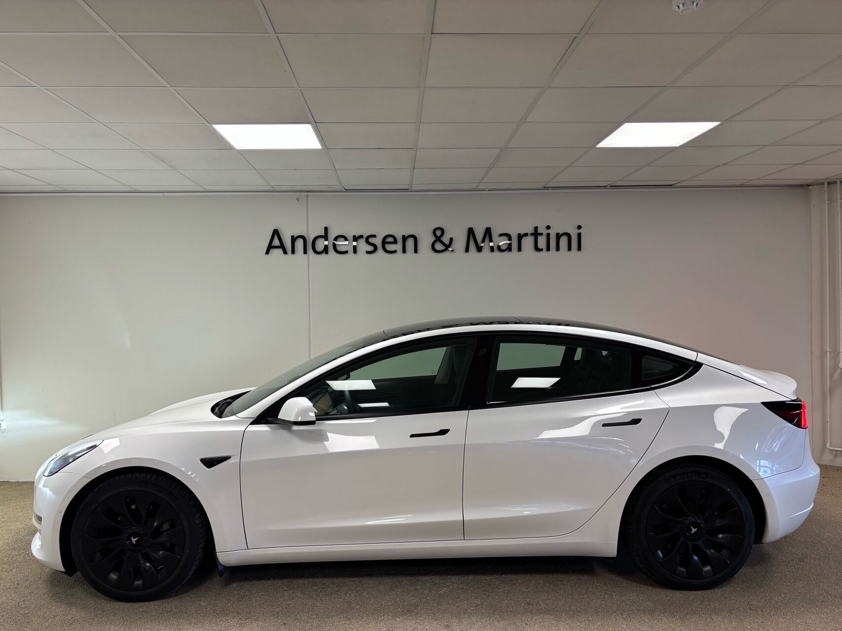 Tesla Model 3 EL Long Range AWD 498HK Aut.