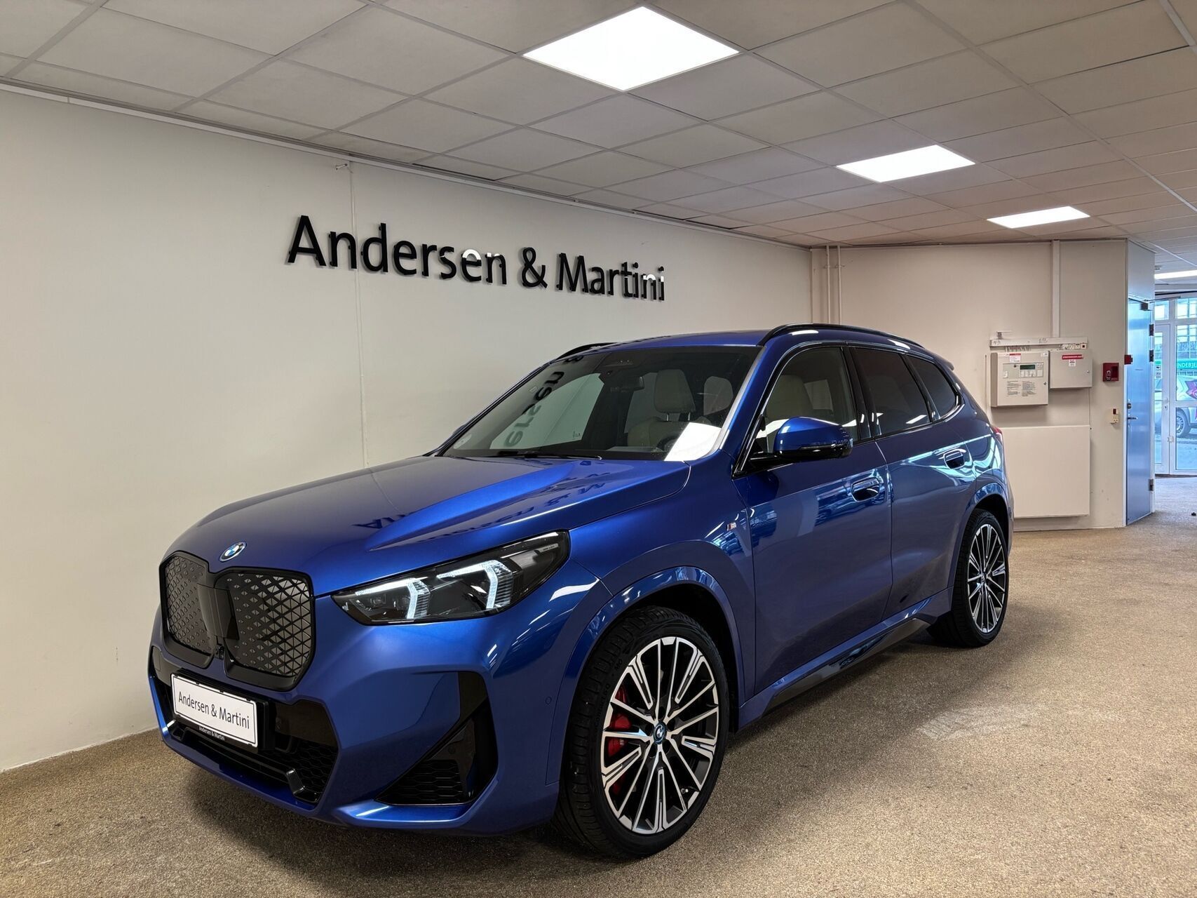 BMW iX1 xDrive30 EL M-Sport 4x4 313HK 5d Aut.