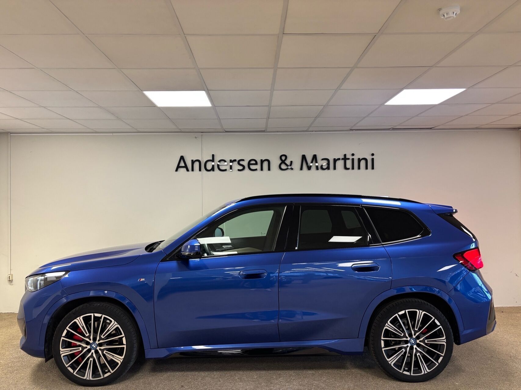 BMW iX1 xDrive30 EL M-Sport 4x4 313HK 5d Aut.