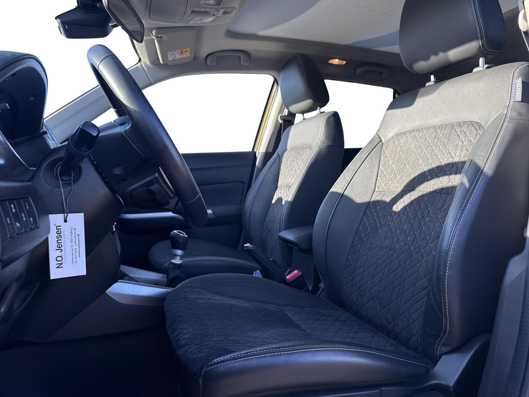 Gul Suzuki Vitara fra 2022