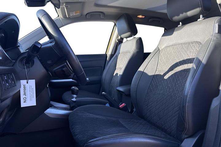 Gul Suzuki Vitara fra 2022