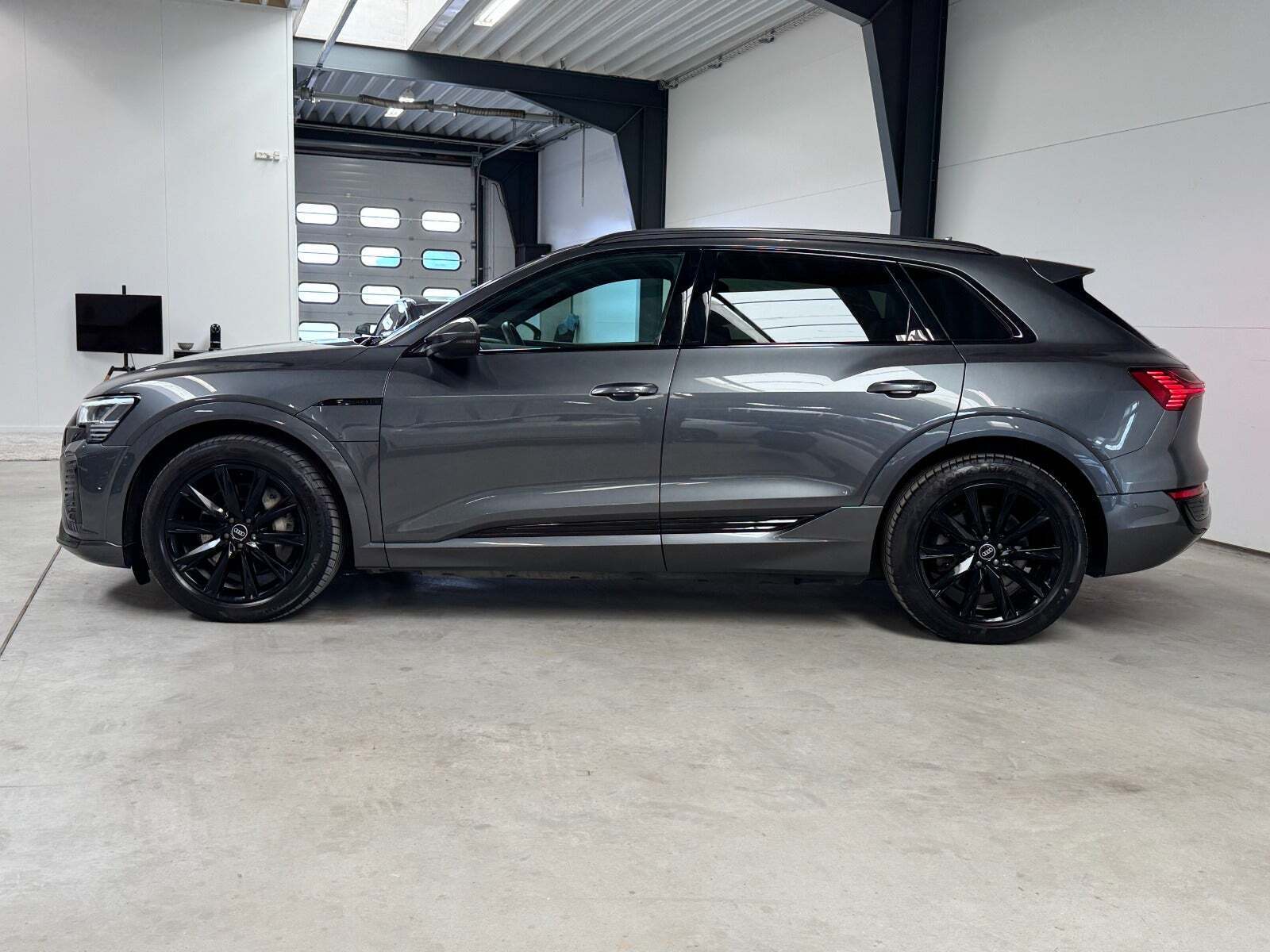 Audi Q8 e-tron 55 S-line quattro