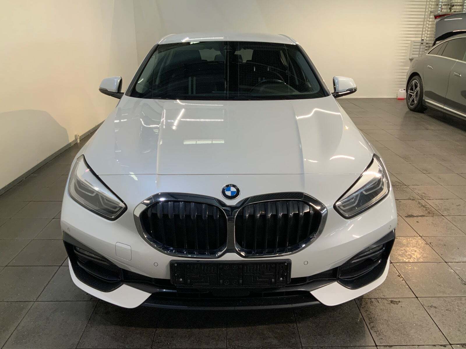 BMW 118d 2,0 Sport Line aut.