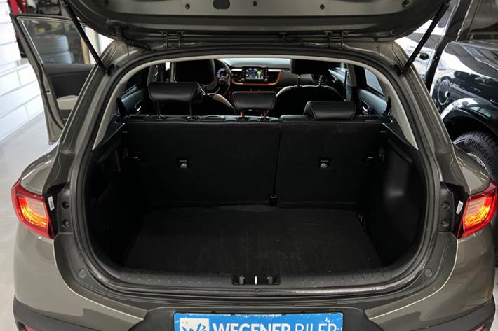 Grå Kia Stonic fra 2018