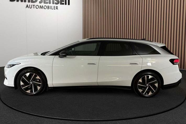 Hvid VW ID.7 fra 2025