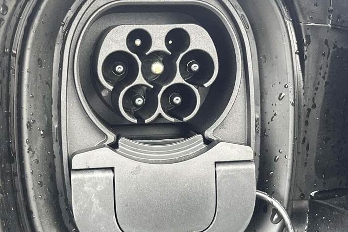 Hvid Skoda Enyaq fra 2026