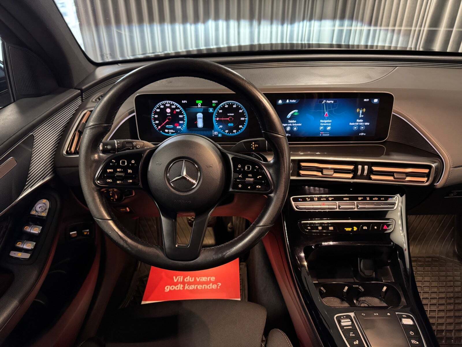 Sort Mercedes EQC400 fra 2020