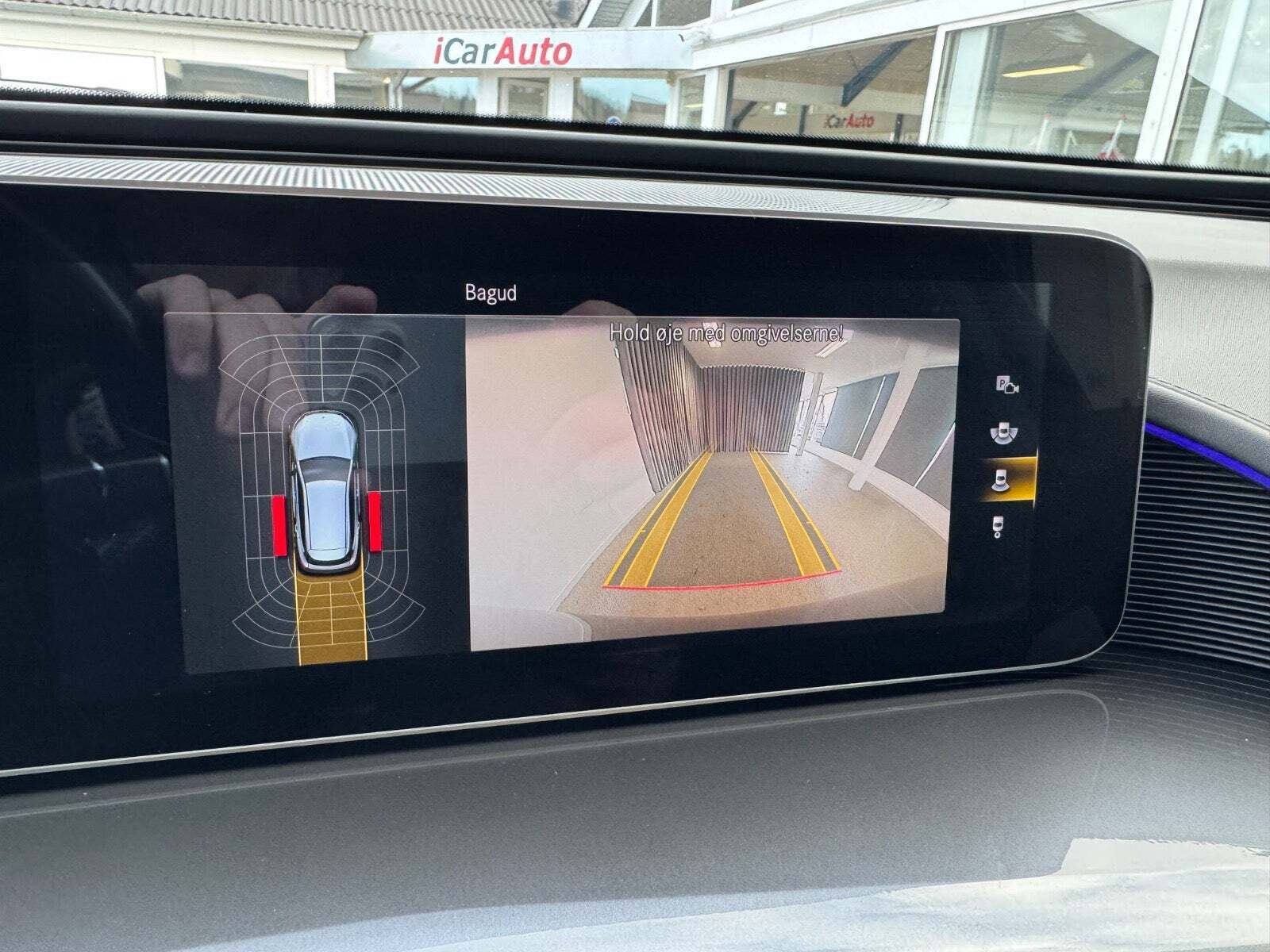 Sort Mercedes EQC400 fra 2020