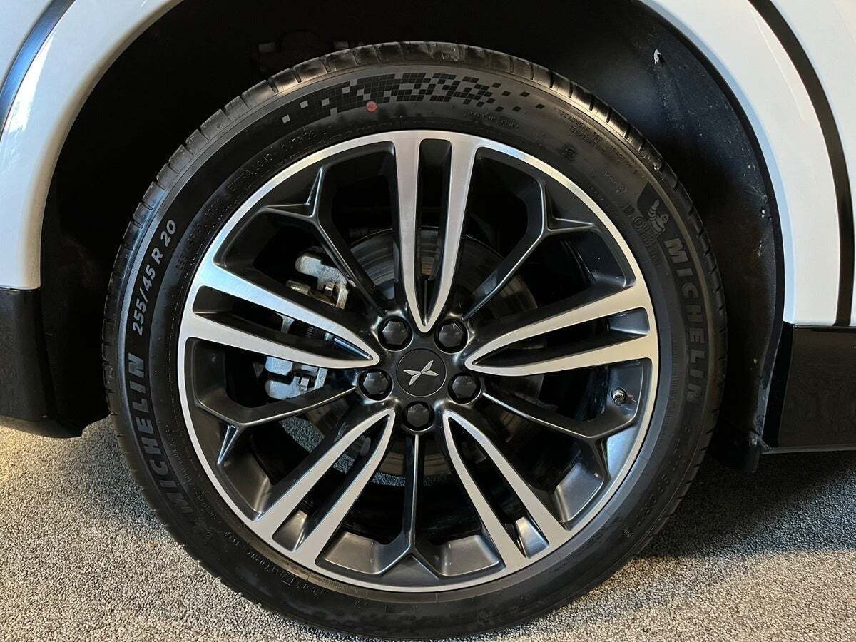 Hvid Xpeng G6 fra 2024