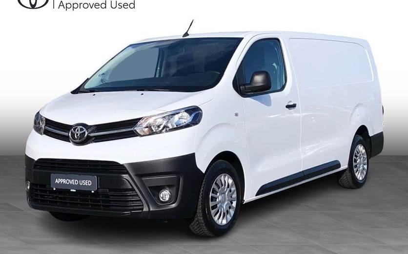 Toyota ProAce 2,0 Long D Comfort Master 144HK Van 8g Aut.