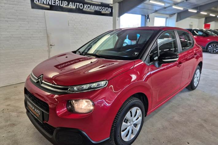 Rød Citroën C3 fra 2019