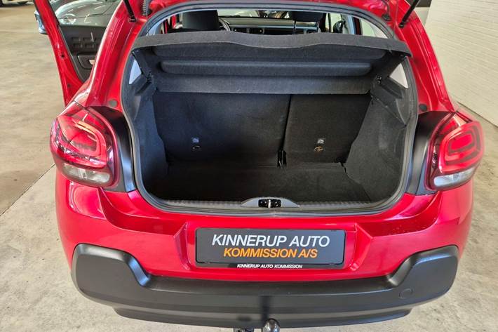 Rød Citroën C3 fra 2019