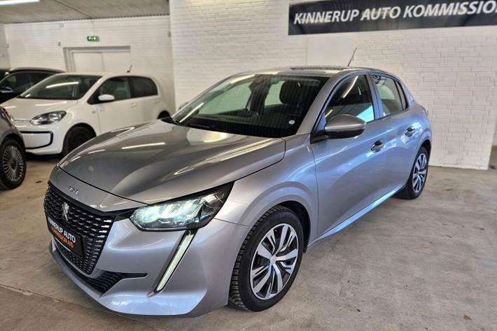 Sort Peugeot 208 fra 2020