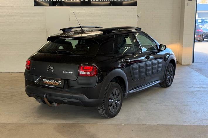 Sort Citroën C4 Cactus fra 2017
