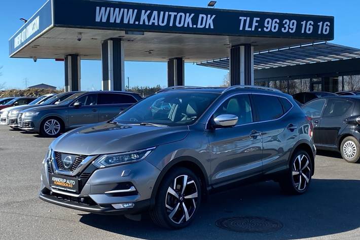 Grå Nissan Qashqai fra 2017