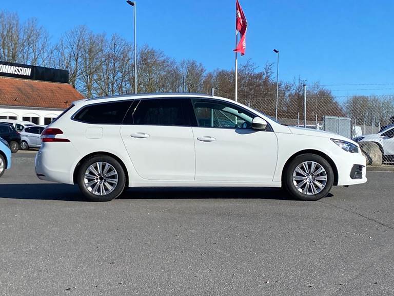 Peugeot 308 1,6 SW BlueHDi Selection Sky 120HK Stc 6g