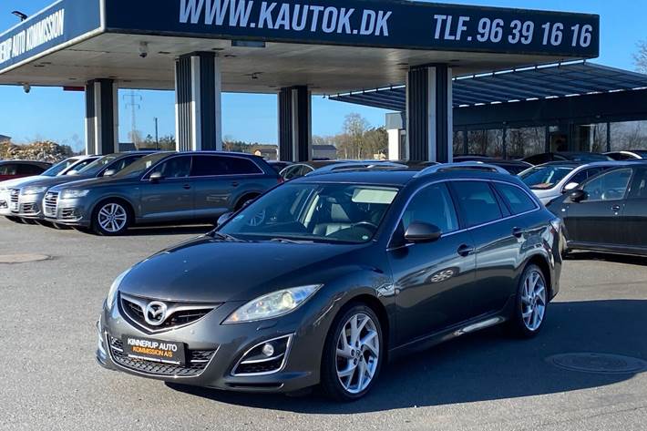Grå Mazda 6 fra 2012