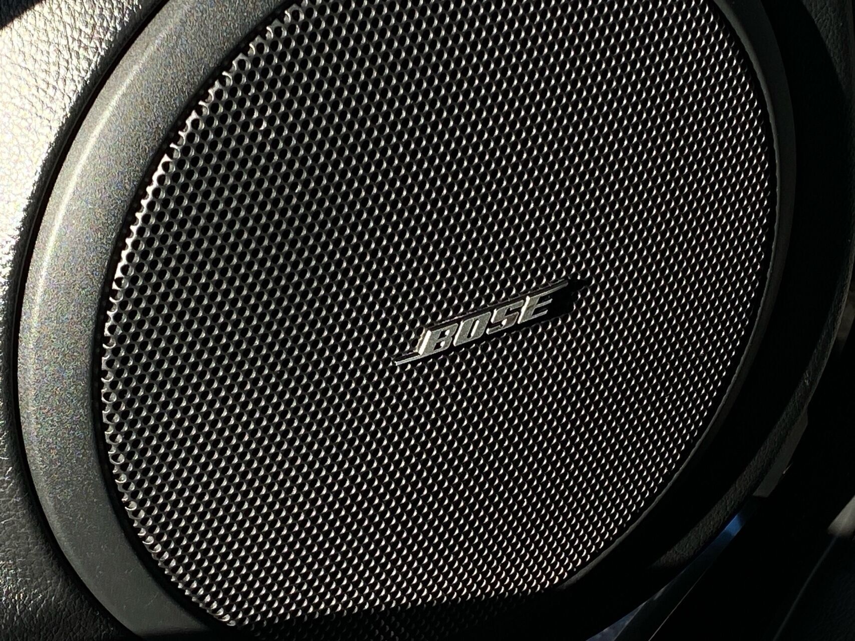 Grå Mazda 6 fra 2012