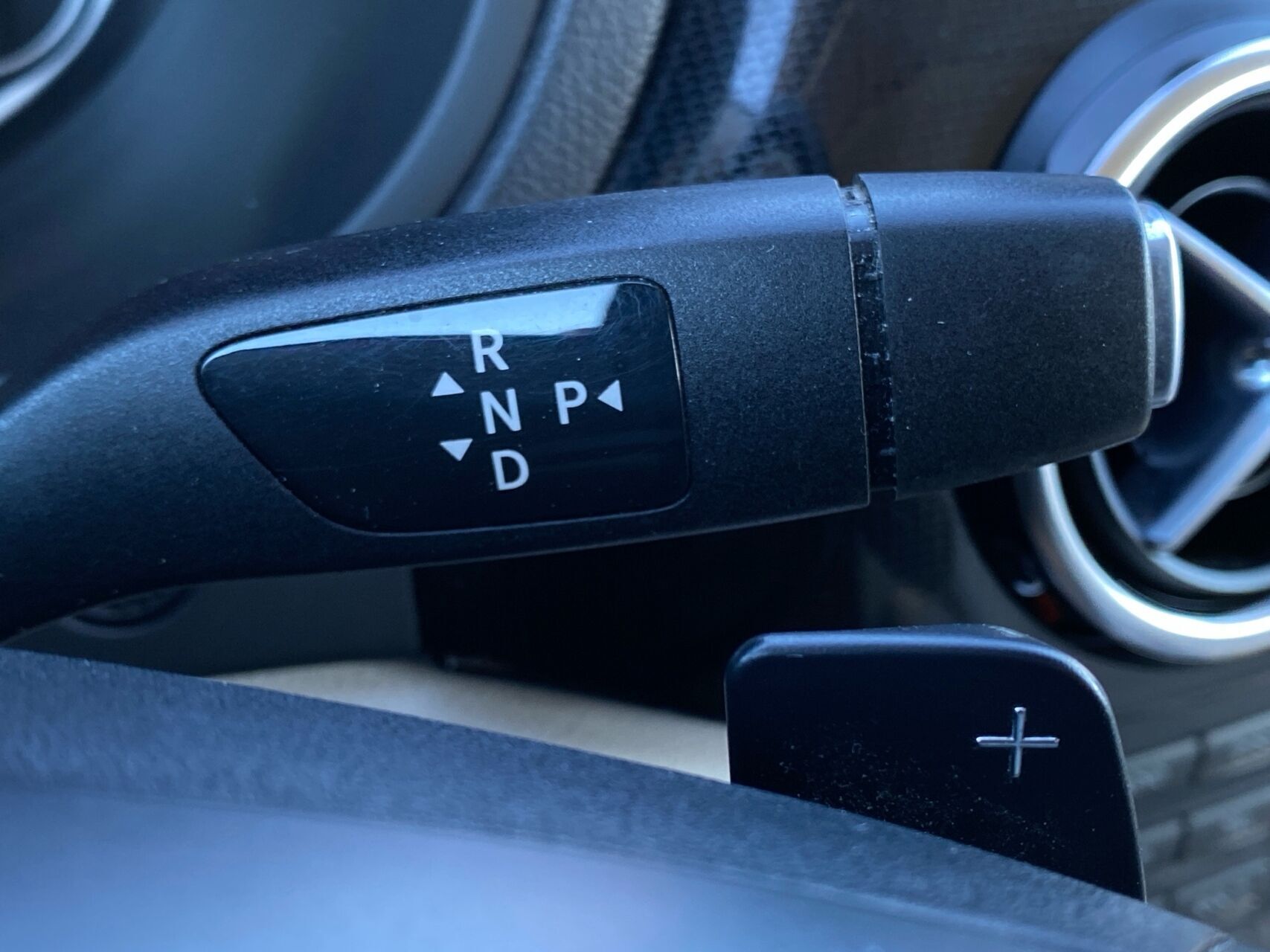 Sort Mercedes B180 d fra 2014