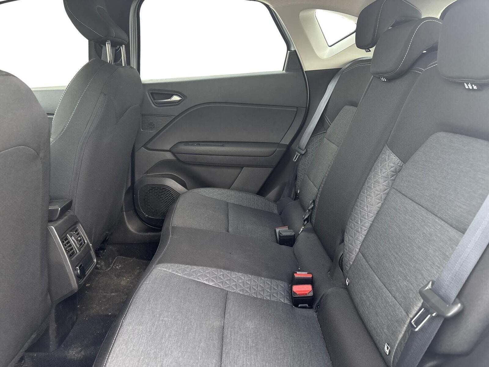 Renault Captur 1,6 E-Tech Zen