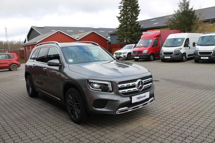 undefined Mercedes GLB200 d fra 2021 set udefra