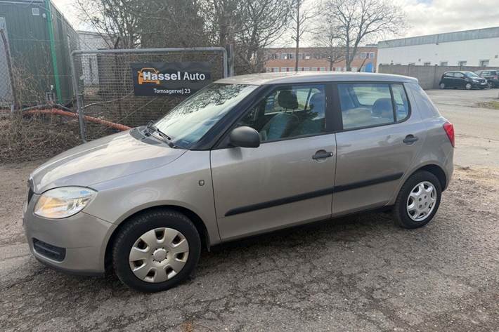 Grøn Skoda Fabia fra 2008